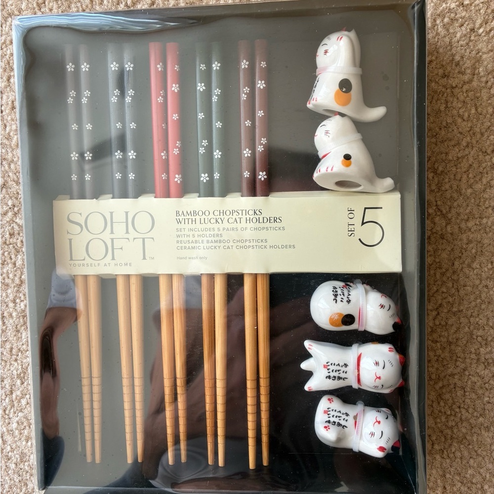 Bamboo Chopsticks with Lucky Cat Holders - Red, Black, White